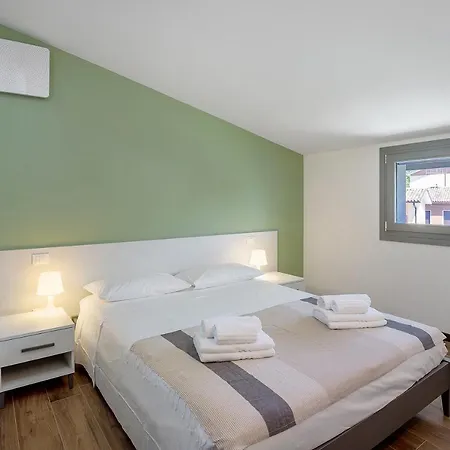 Apartment Donne Del Ele