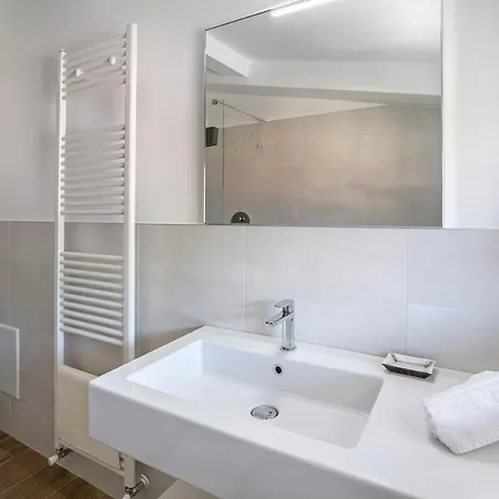 Apartment Donne Del Ele