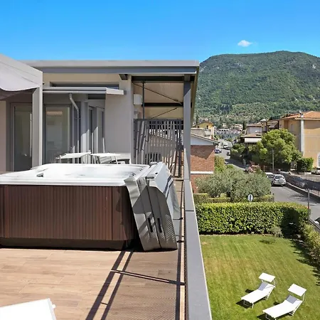 Donne Del Ele Apartment Salo